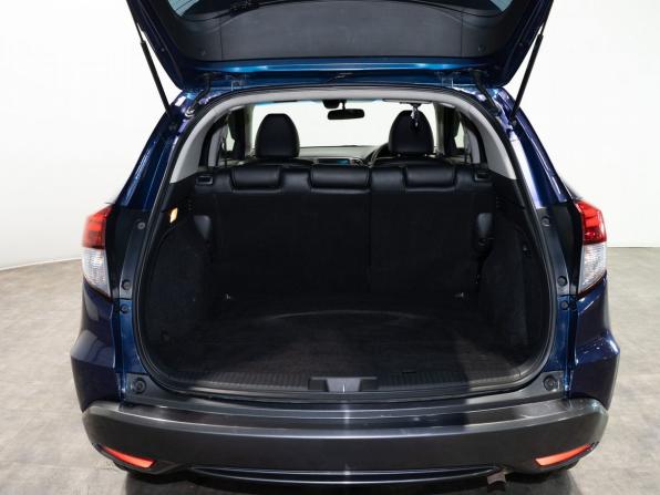 Honda Vezel I с пробегом 2014 года, цена 1 285 000 рублей, 241946 км, внедорожник, Автокод Объявления