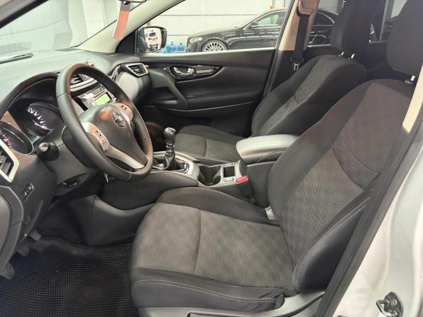 Nissan Qashqai II с пробегом 2017 года, цена 1 597 000 рублей, 121532 км, внедорожник, Автокод Объявления