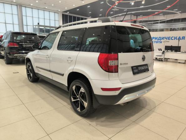 Skoda Yeti I Рестайлинг с пробегом 2017 года, цена 1 450 000 рублей, 149304 км, внедорожник, Автокод Объявления