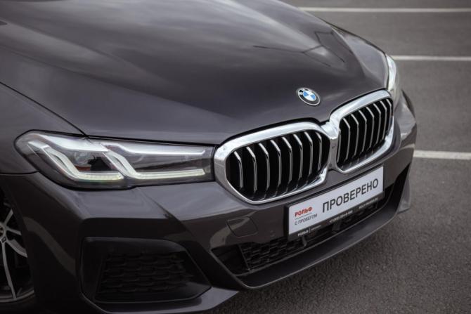 BMW 5 серии VII (G30/G31/G38) Рестайлинг с пробегом 2021 года, цена 4 279 700 рублей, 122414 км, седан, Автокод Объявления