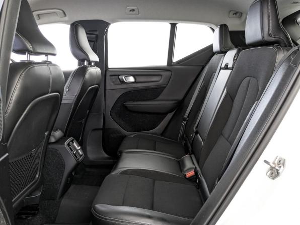 Volvo XC40 I с пробегом 2018 года, цена 2 850 000 рублей, 132629 км, внедорожник, Автокод Объявления