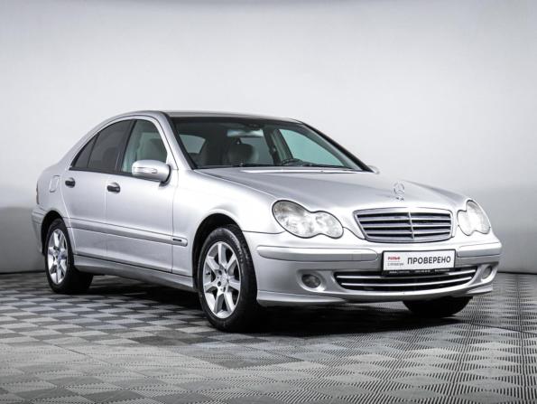 Mercedes-Benz C-Класс II (W203) с пробегом 2004 года, цена 749 000 рублей, 258134 км, седан, Автокод Объявления