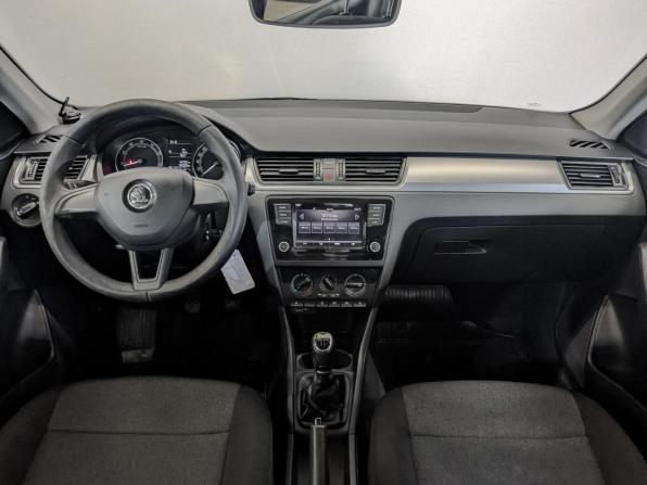 Skoda Rapid I Рестайлинг с пробегом 2019 года, цена 890 000 рублей, 152506 км, лифтбек, Автокод Объявления