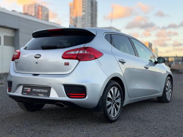 Kia Ceed II Рестайлинг с пробегом 2018 года, цена 1 245 000 рублей, 156946 км, хэтчбек, Автокод Объявления