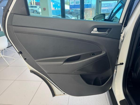Hyundai Tucson III с пробегом 2016 года, цена 1 599 000 рублей, 120135 км, внедорожник, Автокод Объявления
