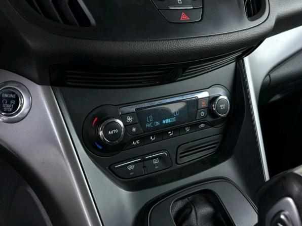 Ford Kuga II с пробегом 2014 года, цена 1 099 000 рублей, 225696 км, внедорожник, Автокод Объявления