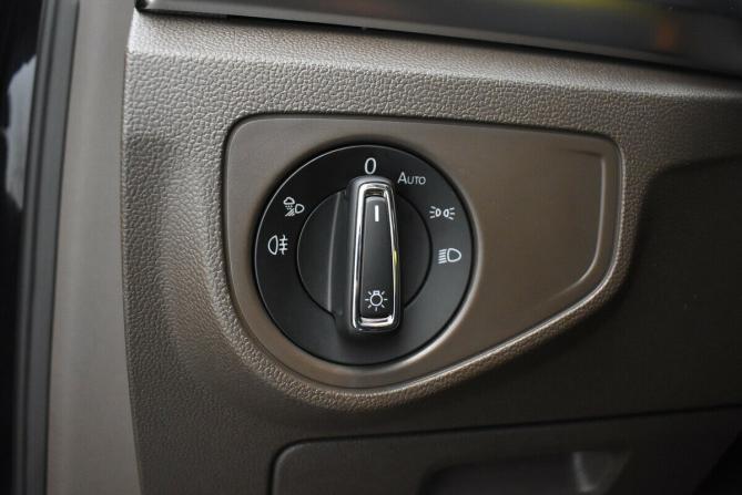 Volkswagen Viloran I с пробегом 2020 года, цена 4 700 000 рублей, 50518 км, минивэн, Автокод Объявления