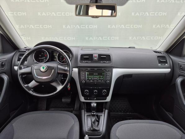 Skoda Yeti I с пробегом 2013 года, цена 998 000 рублей, 136128 км, внедорожник, Автокод Объявления