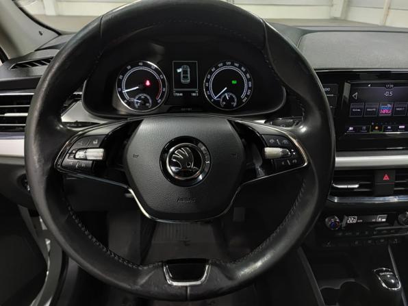 Skoda Rapid II с пробегом 2020 года, цена 1 470 000 рублей, 175645 км, лифтбек, Автокод Объявления