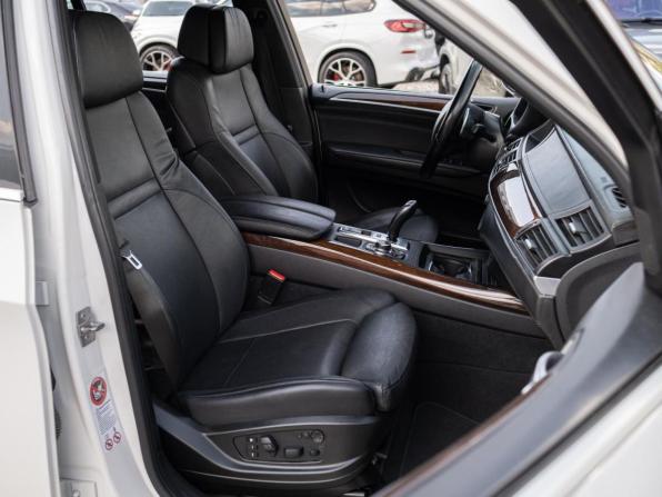 BMW X5 II (E70) Рестайлинг с пробегом 2012 года, цена 1 649 000 рублей, 150046 км, внедорожник, Автокод Объявления