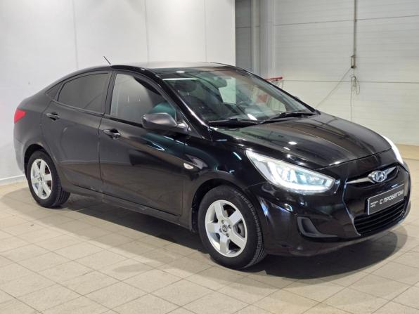 Hyundai Solaris I с пробегом 2013 года, цена 715 000 рублей, 192000 км, седан, Автокод Объявления