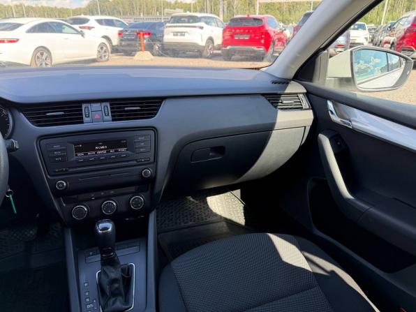 Skoda Octavia III (A7) с пробегом 2014 года, цена 825 000 рублей, 136000 км, лифтбек, Автокод Объявления