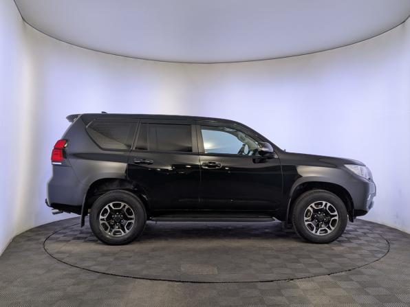 Toyota Land Cruiser Prado 150 Series Рестайлинг 2 с пробегом 2019 года, цена 4 650 000 рублей, 153000 км, внедорожник, Автокод Объявления