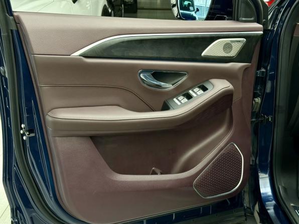 JETOUR X90+ с пробегом 2023 года, цена 3 099 000 рублей, 1125 км, внедорожник, Автокод Объявления
