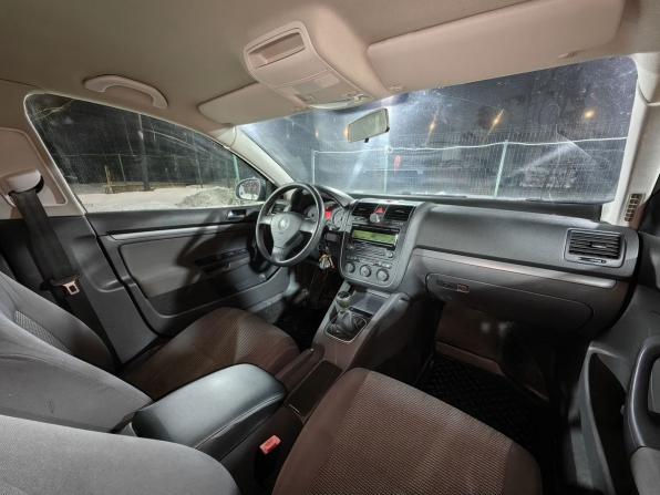 Volkswagen Jetta V с пробегом 2009 года, цена 334 900 рублей, 265000 км, седан, Автокод Объявления