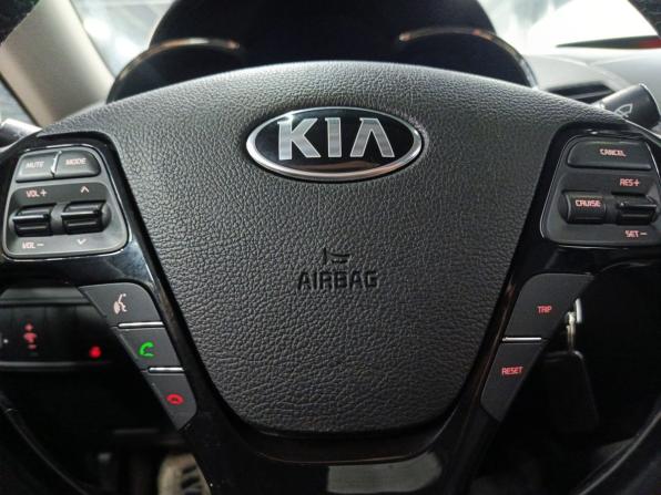 Kia Cerato III Рестайлинг (Classic) с пробегом 2019 года, цена 1 369 000 рублей, 136731 км, седан, Автокод Объявления