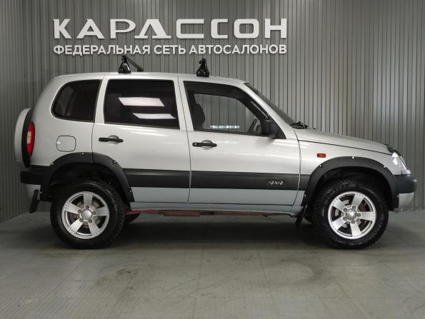 Chevrolet Niva I с пробегом 2004 года, цена 325 000 рублей, 116015 км, внедорожник, Автокод Объявления