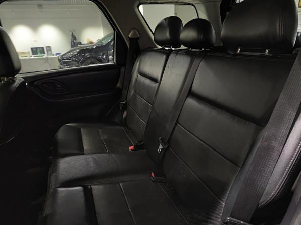Ford Maverick III с пробегом 2006 года, цена 645 000 рублей, 238965 км, внедорожник, Автокод Объявления