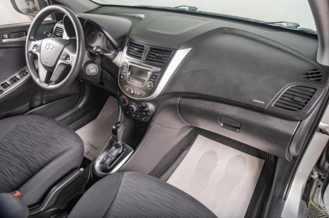 Hyundai Solaris I Рестайлинг с пробегом 2016 года, цена 1 189 000 рублей, 115000 км, седан, Автокод Объявления