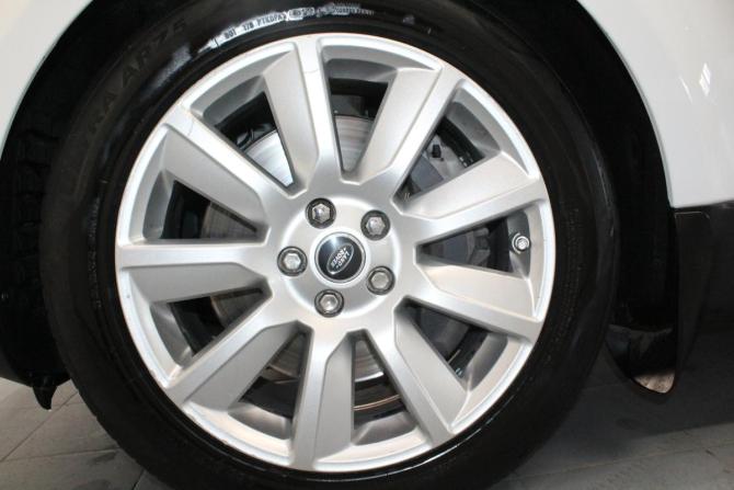 Land Rover Range Rover Sport II с пробегом 2014 года, цена 2 419 000 рублей, 307276 км, внедорожник, Автокод Объявления