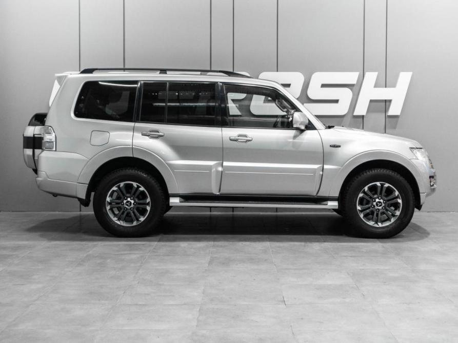 Mitsubishi Pajero IV Рестайлинг 2 Тюмень  - изображение 5