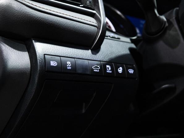 Toyota Camry VIII (XV70) с пробегом 2020 года, цена 3 179 000 рублей, 84223 км, седан, Автокод Объявления