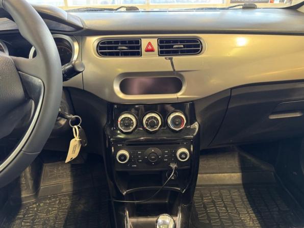 Brilliance H230 с пробегом 2015 года, цена 435 000 рублей, 84614 км, хэтчбек, Автокод Объявления