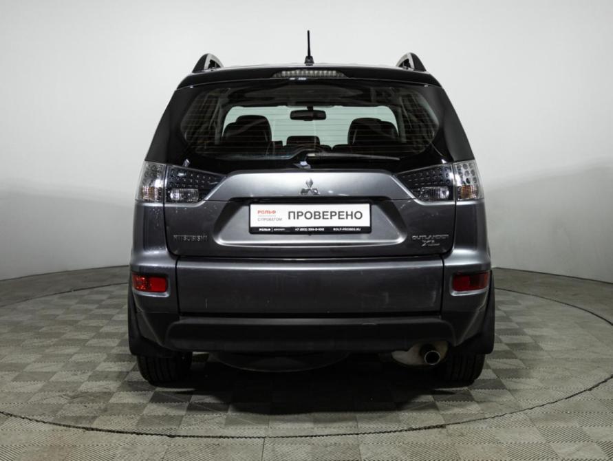 Mitsubishi Outlander II Рестайлинг Санкт-Петербург  - изображение 6