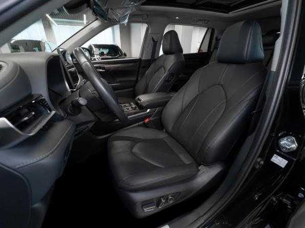 Toyota Highlander IV (XU70) с пробегом 2025 года, цена 5 000 000 рублей, 8000 км, внедорожник, Автокод Объявления