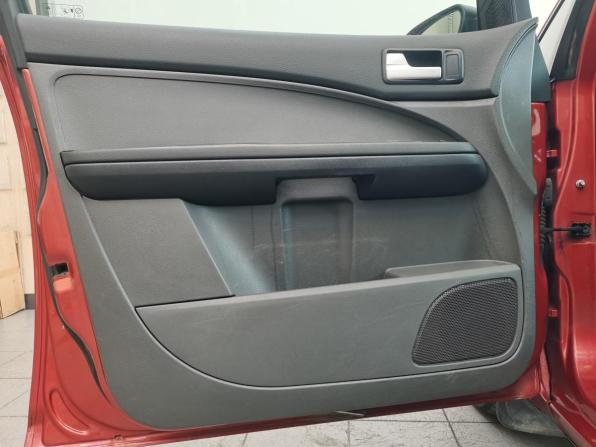 Ford C-MAX I с пробегом 2006 года, цена 355 000 рублей, 333262 км, минивэн, Автокод Объявления