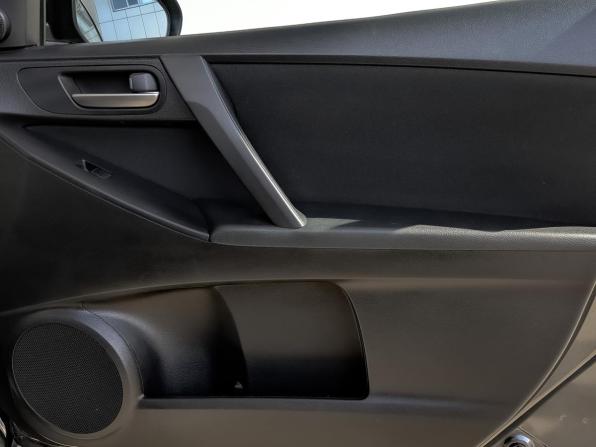Mazda 3 II (BL) Рестайлинг с пробегом 2012 года, цена 980 000 рублей, 183964 км, хэтчбек, Автокод Объявления