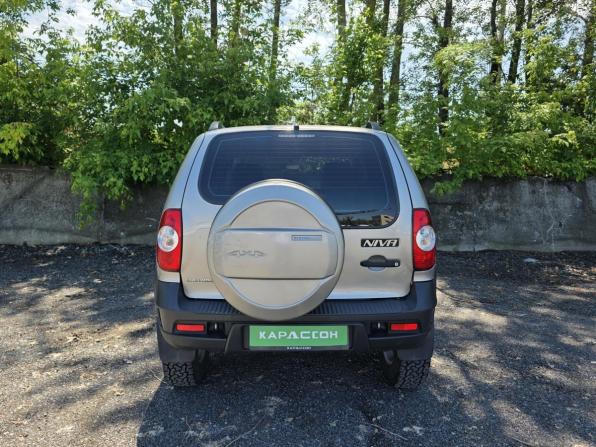 Chevrolet Niva I Рестайлинг с пробегом 2014 года, цена 640 000 рублей, 160000 км, внедорожник, Автокод Объявления