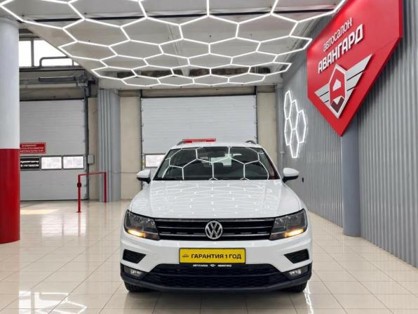 Volkswagen Tiguan II с пробегом 2018 года, цена 2 050 000 рублей, 183199 км, внедорожник, Автокод Объявления