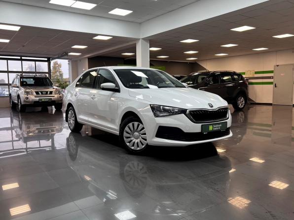 Skoda Rapid II с пробегом 2021 года, цена 1 650 000 рублей, 53028 км, лифтбек, Автокод Объявления