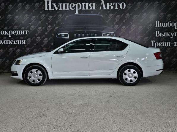 Skoda Octavia III (A7) Рестайлинг с пробегом 2019 года, цена 970 000 рублей, 158000 км, лифтбек, Автокод Объявления