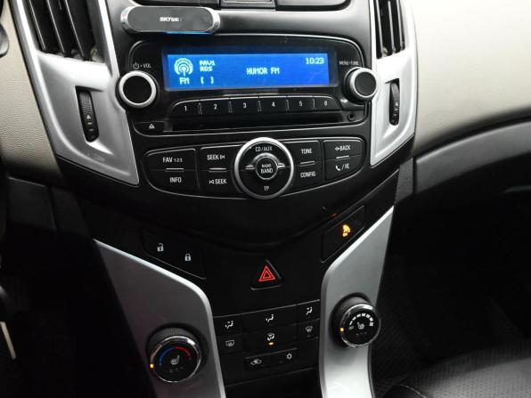 Chevrolet Cruze I Рестайлинг с пробегом 2014 года, цена 700 000 рублей, 174367 км, седан, Автокод Объявления