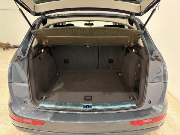 Audi Q5 I (8R) с пробегом 2010 года, цена 1 199 000 рублей, 125670 км, внедорожник, Автокод Объявления