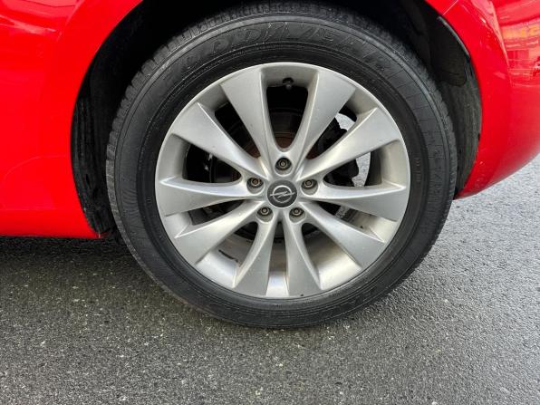 Opel Astra J Рестайлинг с пробегом 2014 года, цена 830 000 рублей, 217675 км, хэтчбек, Автокод Объявления