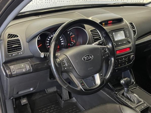 Kia Sorento II Рестайлинг с пробегом 2017 года, цена 1 510 000 рублей, 121036 км, внедорожник, Автокод Объявления