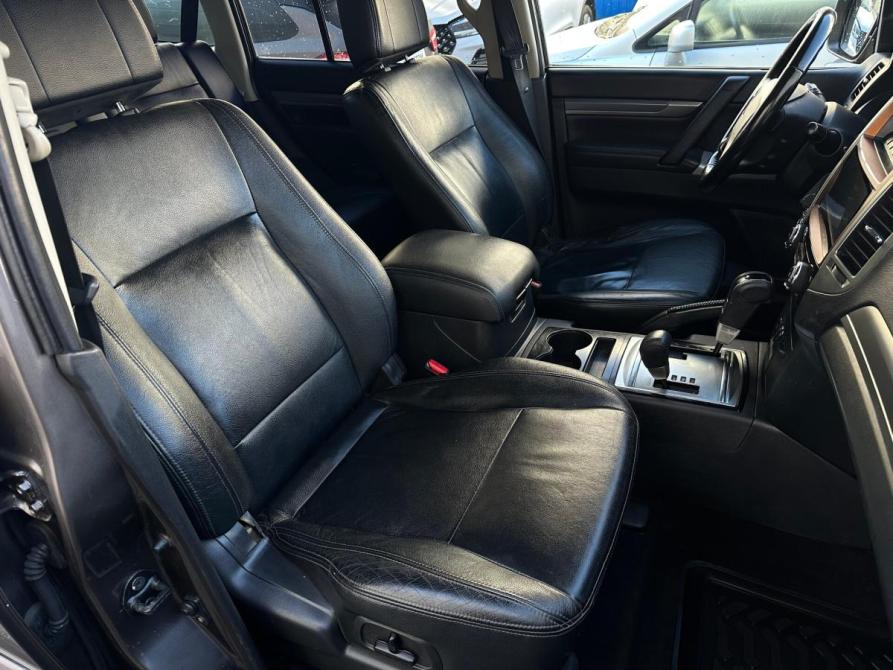 Mitsubishi Pajero IV Рестайлинг 2 Санкт-Петербург  - изображение 9
