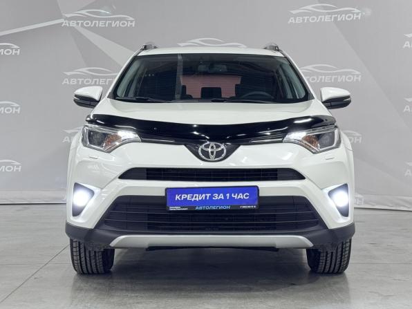 Toyota RAV4 IV (XA40) Рестайлинг с пробегом 2017 года, цена 2 460 000 рублей, 188000 км, внедорожник, Автокод Объявления