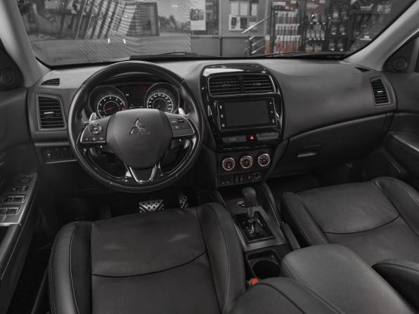 Mitsubishi ASX I Рестайлинг 2 с пробегом 2019 года, цена 1 799 000 рублей, 105100 км, внедорожник, Автокод Объявления