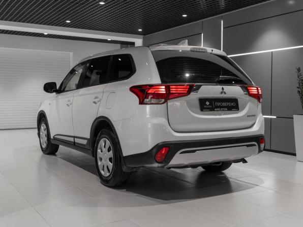 Mitsubishi Outlander III Рестайлинг 3 с пробегом 2018 года, цена 2 000 000 рублей, 95010 км, внедорожник, Автокод Объявления
