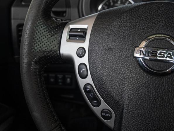 Nissan X-Trail II Рестайлинг с пробегом 2011 года, цена 1 300 000 рублей, 215849 км, внедорожник, Автокод Объявления