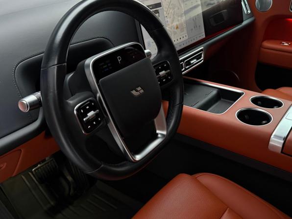 Li Auto (Lixiang) L7 I с пробегом 2023 года, цена 5 490 000 рублей, 31765 км, внедорожник, Автокод Объявления