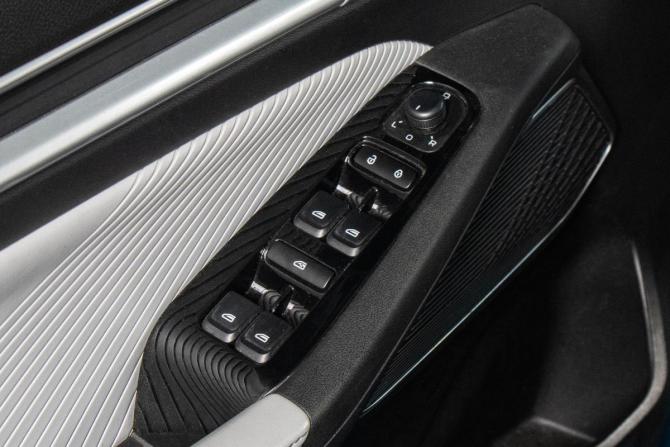 Geely Emgrand 7 II с пробегом 2023 года, цена 1 669 000 рублей, 57000 км, седан, Автокод Объявления