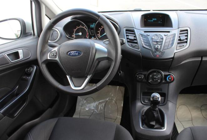 Ford Fiesta Mk6 Рестайлинг с пробегом 2015 года, цена 830 000 рублей, 154636 км, седан, Автокод Объявления
