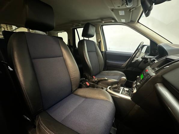 Land Rover Freelander II с пробегом 2008 года, цена 1 240 000 рублей, 153839 км, внедорожник, Автокод Объявления