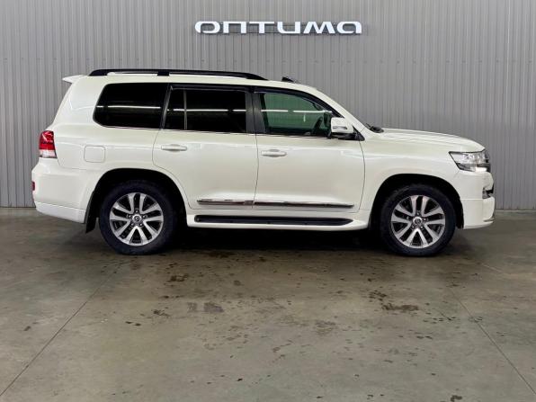 Toyota Land Cruiser 200 Series Рестайлинг 2 с пробегом 2016 года, цена 4 997 000 рублей, 283492 км, внедорожник, Автокод Объявления