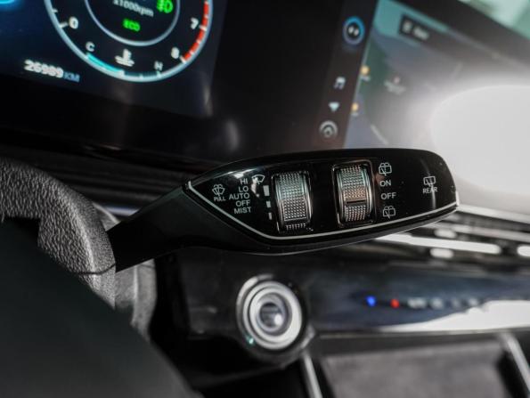 Omoda C5 I с пробегом 2023 года, цена 1 999 000 рублей, 26989 км, внедорожник, Автокод Объявления